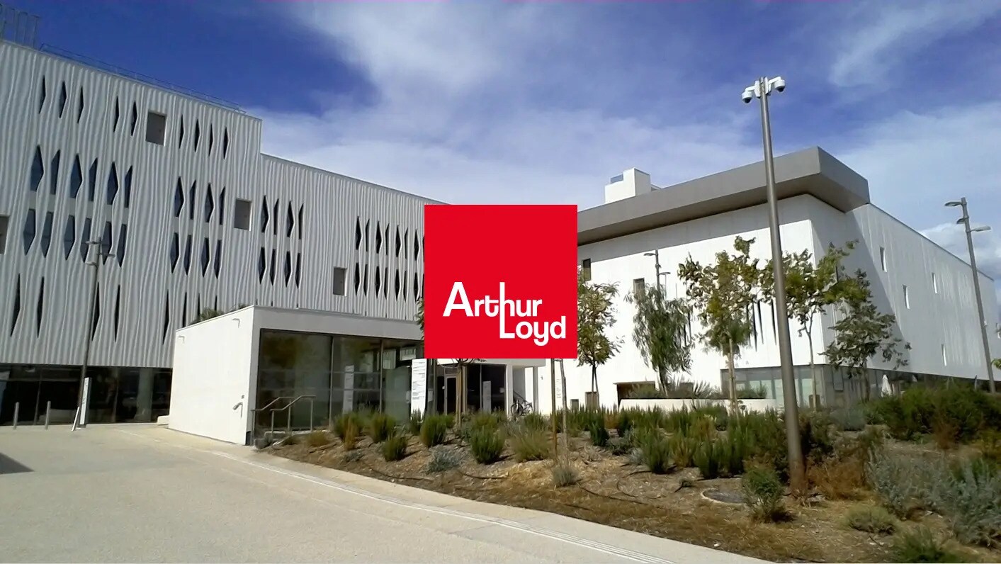 Local commercial dans La Ciotat à vendre Photo de l’immeuble– Image 1 sur 6