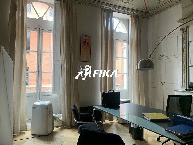 Bureau dans Toulouse à louer - Photo de l’immeuble – Image 3 sur 12