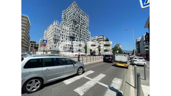 Plus de détails pour Bureau à vendre