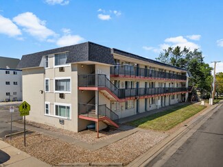 Plus de détails pour 11948 E 17th Ave, Aurora, CO - Logement à vendre