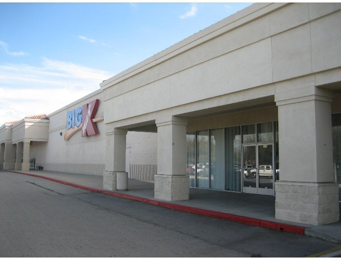 341-351 Tres Pinos Rd, Hollister, CA à louer - Photo de l’immeuble – Image 3 sur 6