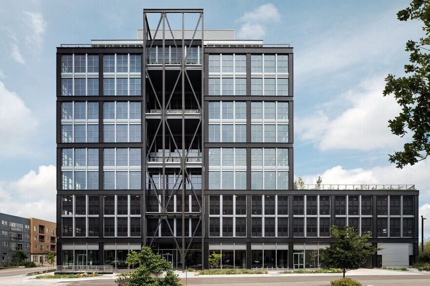 3100 Brighton Blvd, Denver, CO à louer - Photo de l’immeuble – Image 1 sur 2