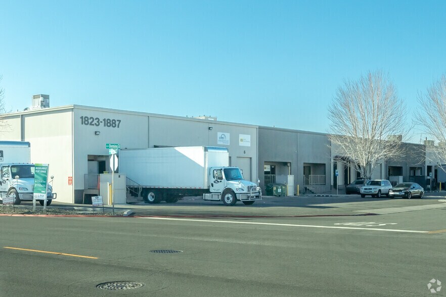 1839 Deming Way, Sparks, NV à louer - Photo principale – Image 1 sur 7