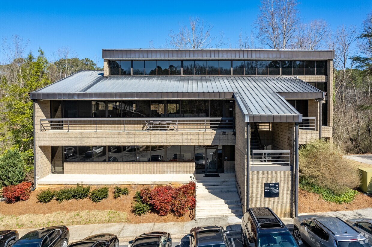 3066 Mercer University Dr, Chamblee, GA 30341 - Lot 300 - - Photo intérieure - Image 2 of 3