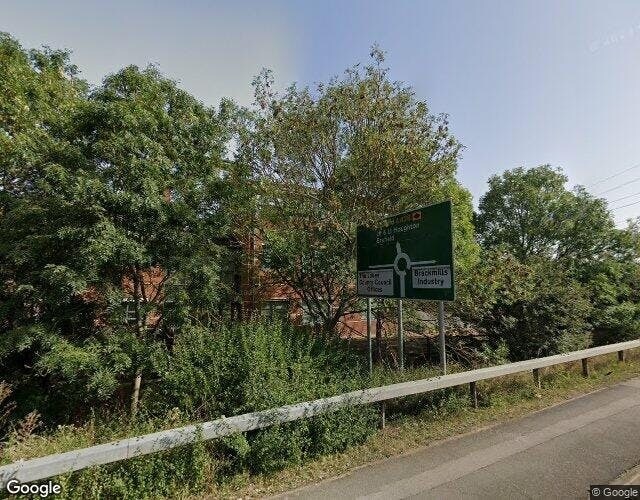 3 The Lakes, Northampton à louer - Photo de l’immeuble – Image 3 sur 3