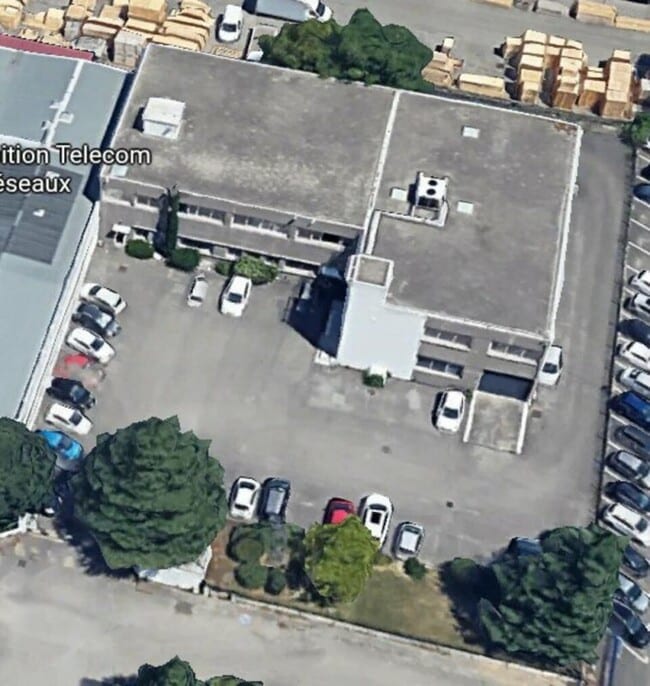 Plus de détails pour 12 Rue Des Piverts, Saint-Priest - Bureau à louer