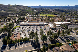 2072 E Avenida De Los Arboles, Thousand Oaks, CA - VUE AÉRIENNE  vue de carte - Image1