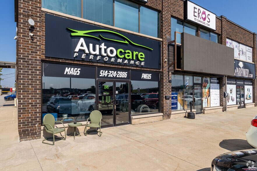 2045-2067 Nord Laval (A-440) W, Laval, QC à louer - Photo de l’immeuble – Image 3 sur 6