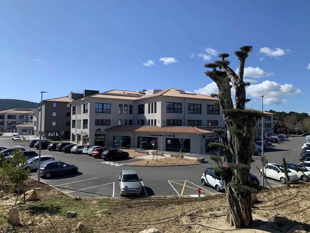 Bureau dans Aubagne à louer Photo de l’immeuble– Image 1 sur 7