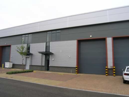 4 Dwight Rd, Watford à louer - Photo de l’immeuble – Image 2 sur 2