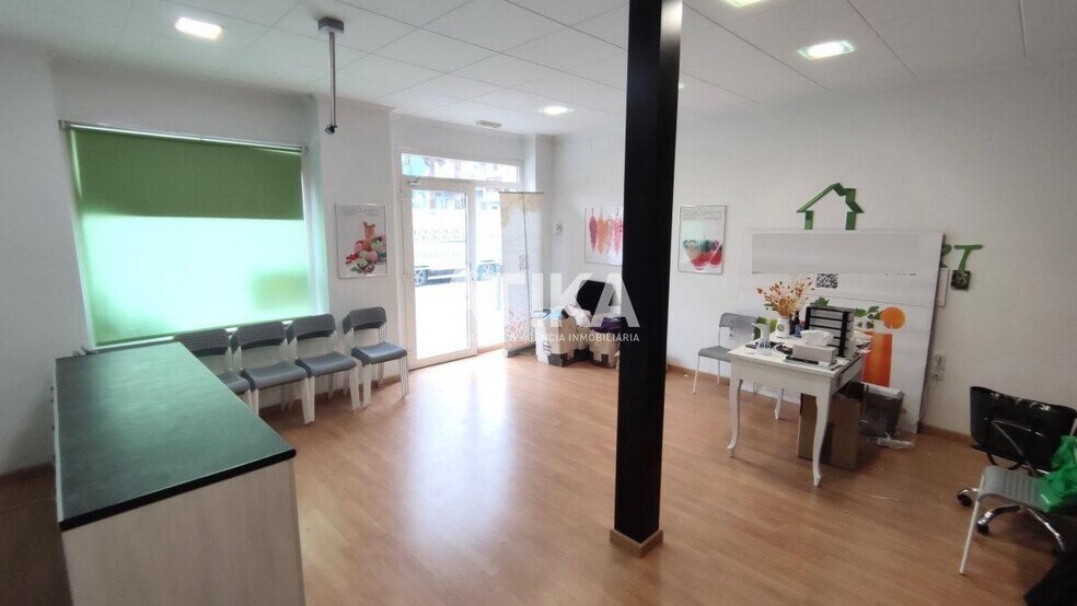 Local commercial dans València, Valencia à vendre - Photo de l’immeuble – Image 1 sur 7