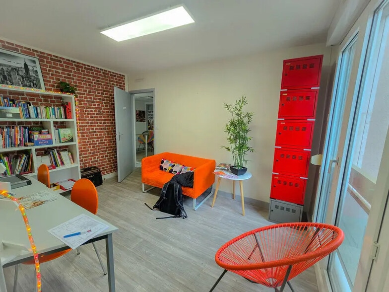 21 Boulevard Joseph-Girod, Clermont-Ferrand à vendre - Photo de l’immeuble – Image 3 sur 18