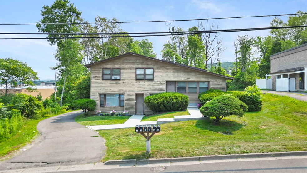 205 Rano Blvd, Vestal Township, NY à vendre - Photo de l’immeuble – Image 3 sur 20