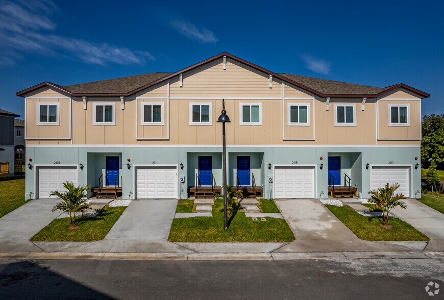 3301 Whitney Rd, Clearwater, FL à vendre - Photo de l’immeuble – Image 3 sur 65