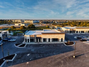 2021 Kauffman Loop, Georgetown, TX à louer Photo intérieure– Image 2 sur 31