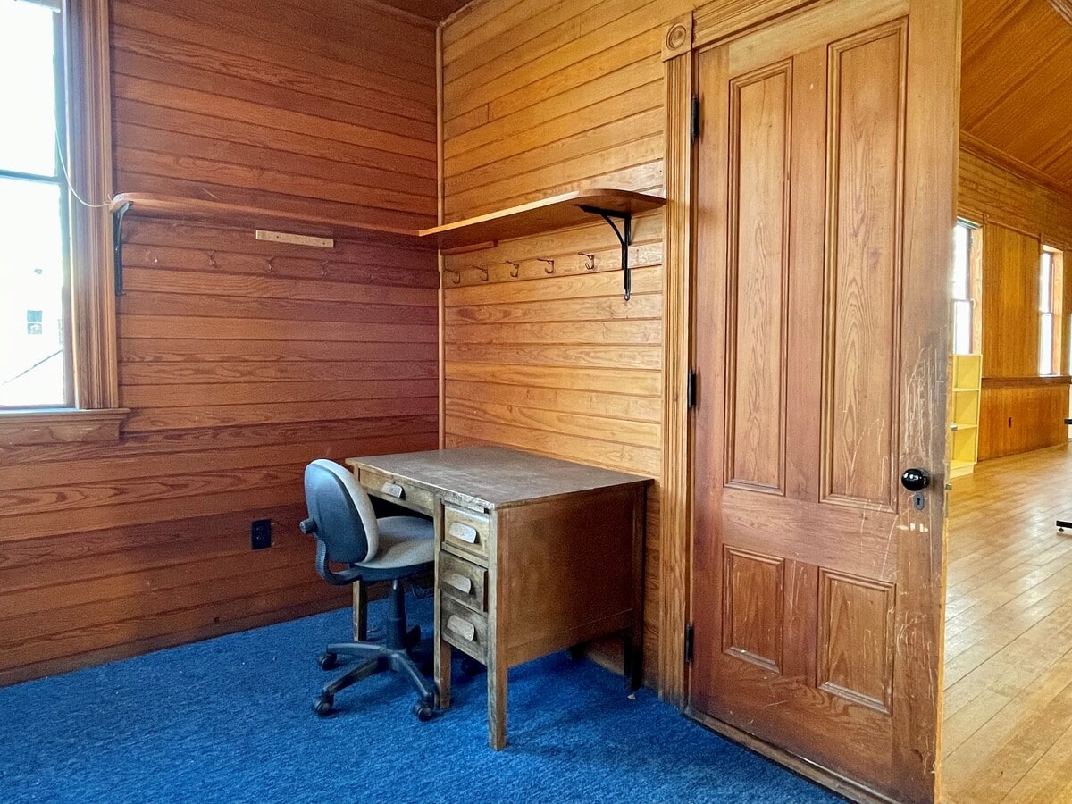 View Photo