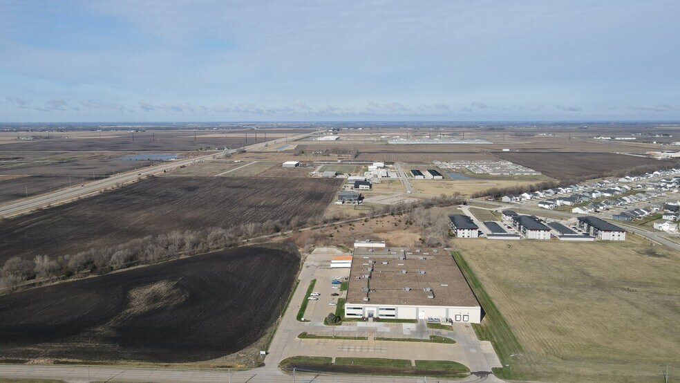 250 NW 10th St, Waukee, IA à vendre - Photo de l’immeuble – Image 3 sur 12