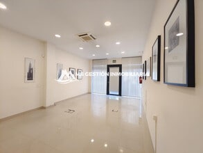 Local commercial dans Fuenlabrada, Madrid à louer Photo intérieure– Image 2 sur 8