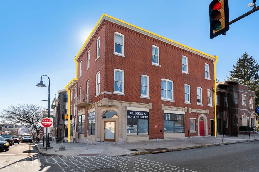 423-425 DeKalb St, Norristown, PA à vendre - Photo de l’immeuble – Image 2 sur 29