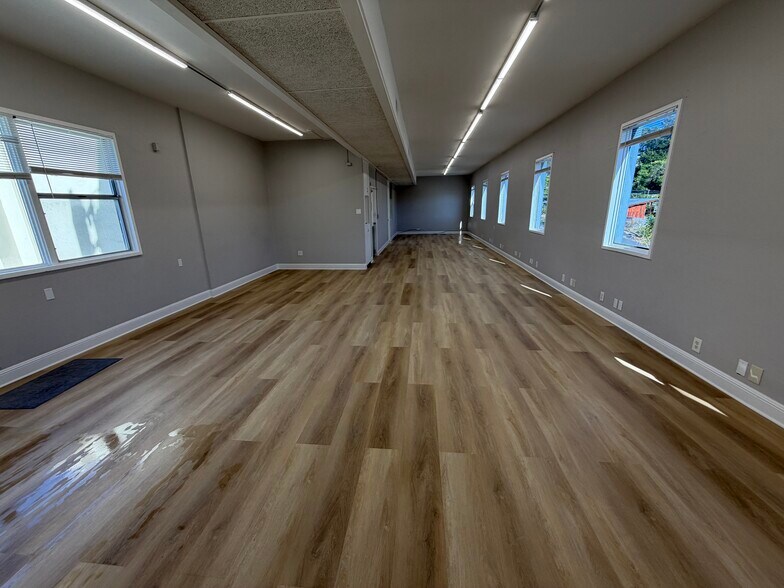435 Valley View Rd, El Sobrante, CA à louer - Photo de l’immeuble – Image 1 sur 24