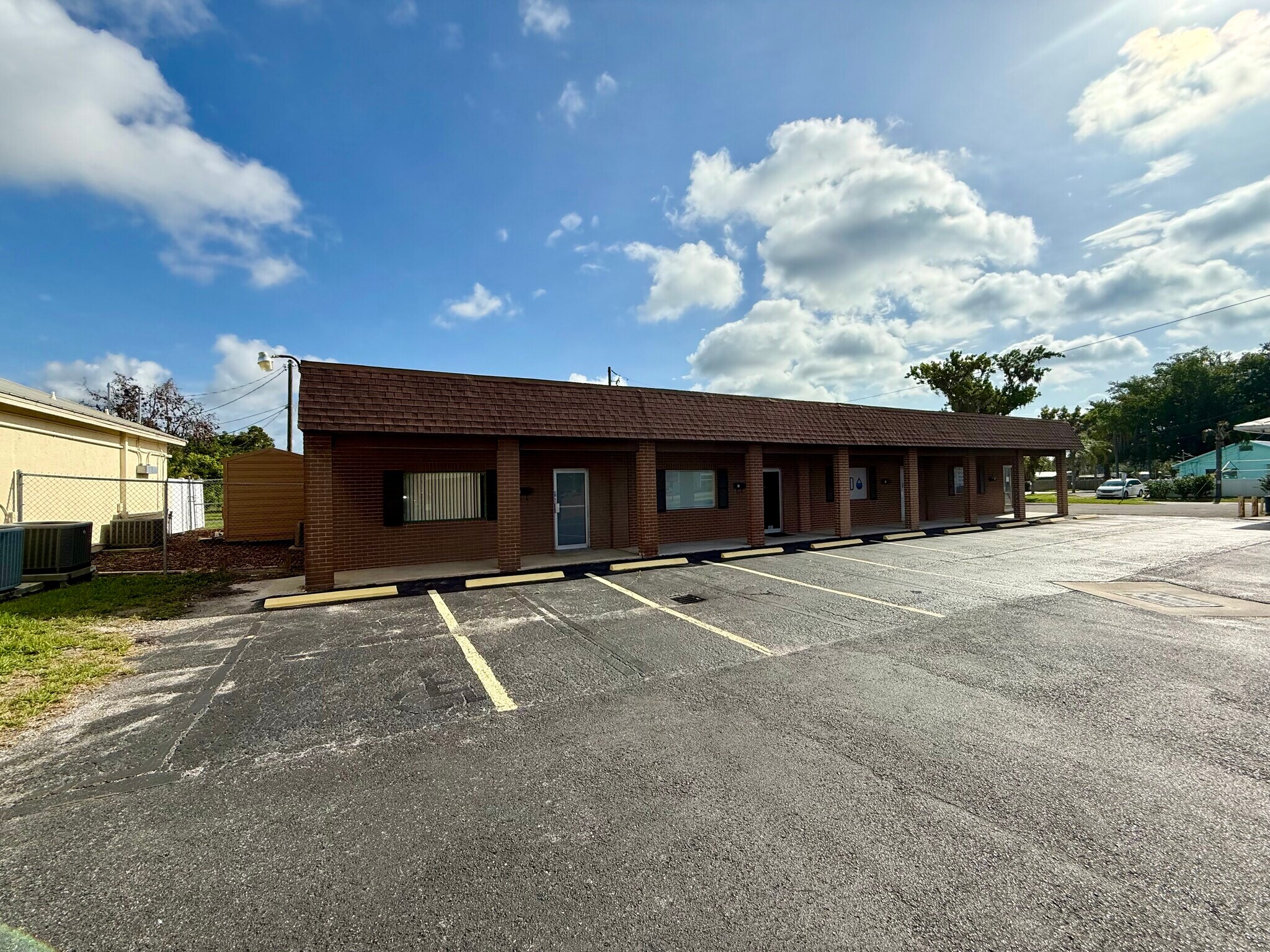 1804 W Baker St, Plant City, FL à louer Photo de l’immeuble– Image 1 sur 14