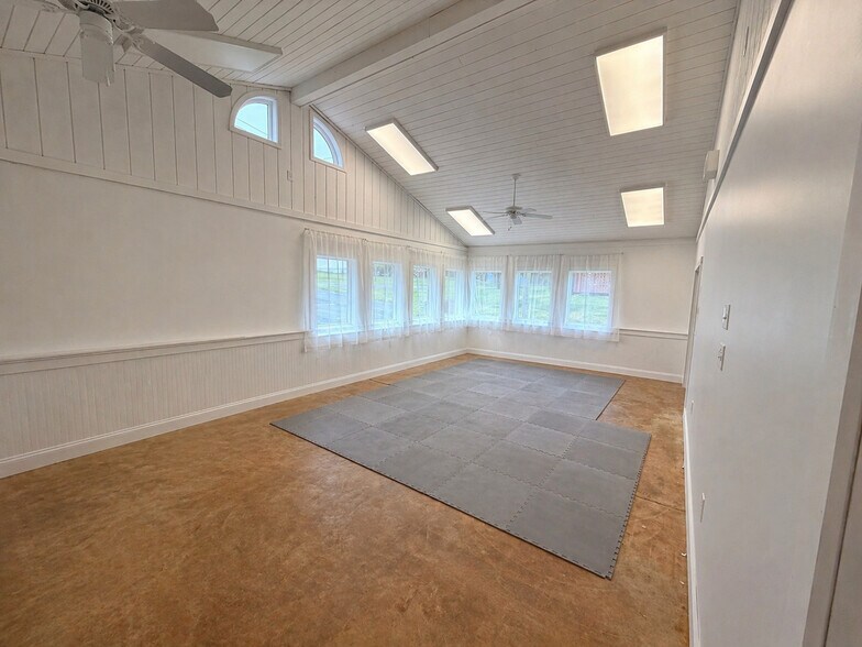 3130 Memorial Hwy, Dallas, PA à vendre - Photo de l’immeuble – Image 3 sur 19