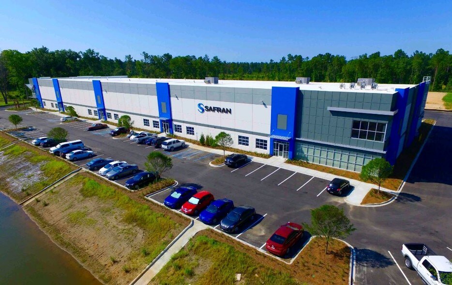 8351 Palmetto Commerce Pky, Ladson, SC à louer - Photo de l’immeuble – Image 3 sur 5