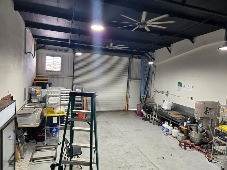 60 E Wakea Ave, Kahului, HI à louer - Photo de l’immeuble – Image 3 sur 18