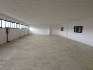 Plus de détails pour Calle Palillos Uno, 11, Alcalá de Guadaíra - Industriel/Logistique à louer