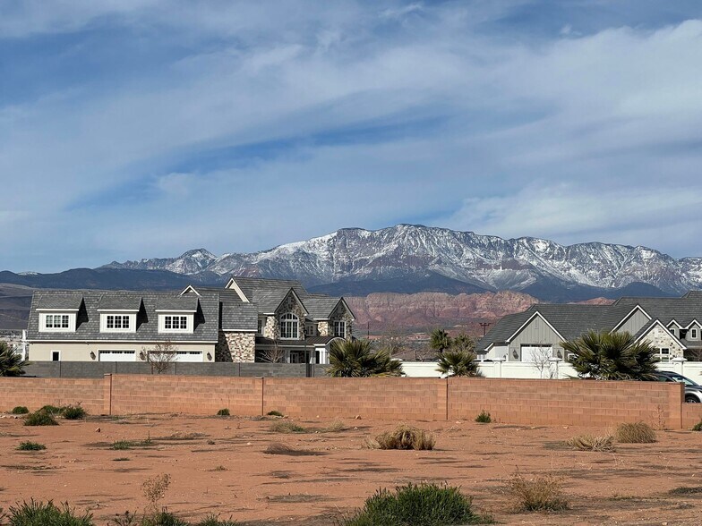 362 3650 S, Washington, UT à vendre - Photo de l’immeuble – Image 3 sur 5