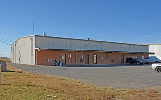 Plus de détails pour 7010-7020 Cedar Ave, Lubbock, TX - Industriel/Logistique à louer