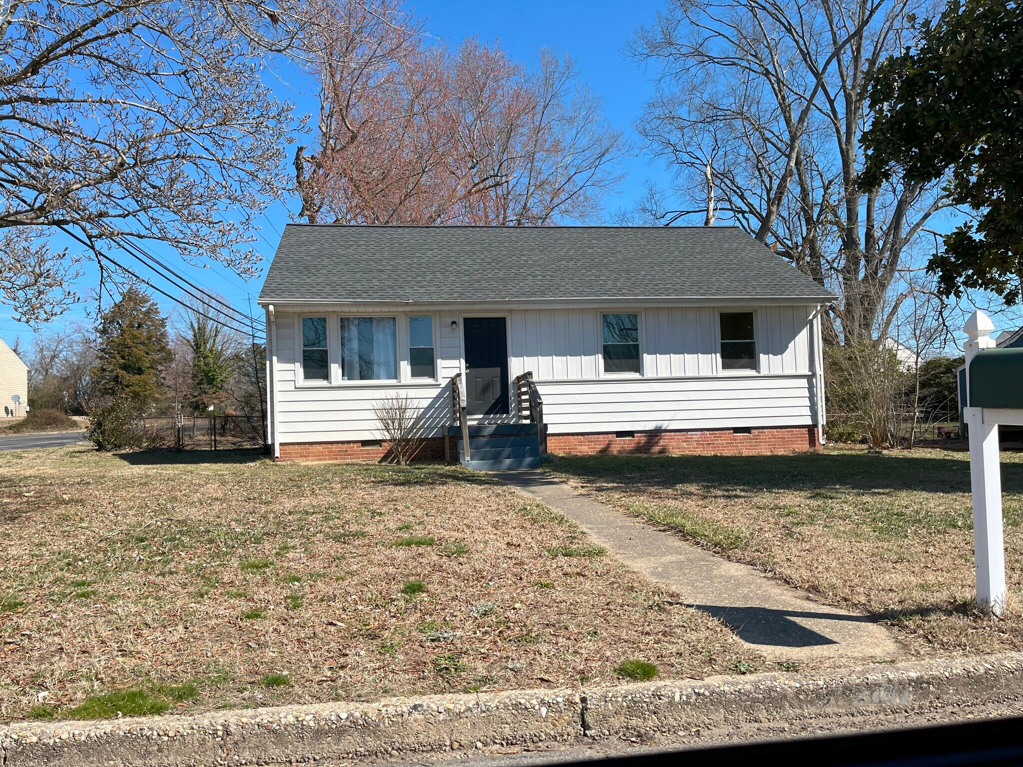 3417 Oxnard Rd, Richmond, VA à vendre Photo principale– Image 1 sur 2