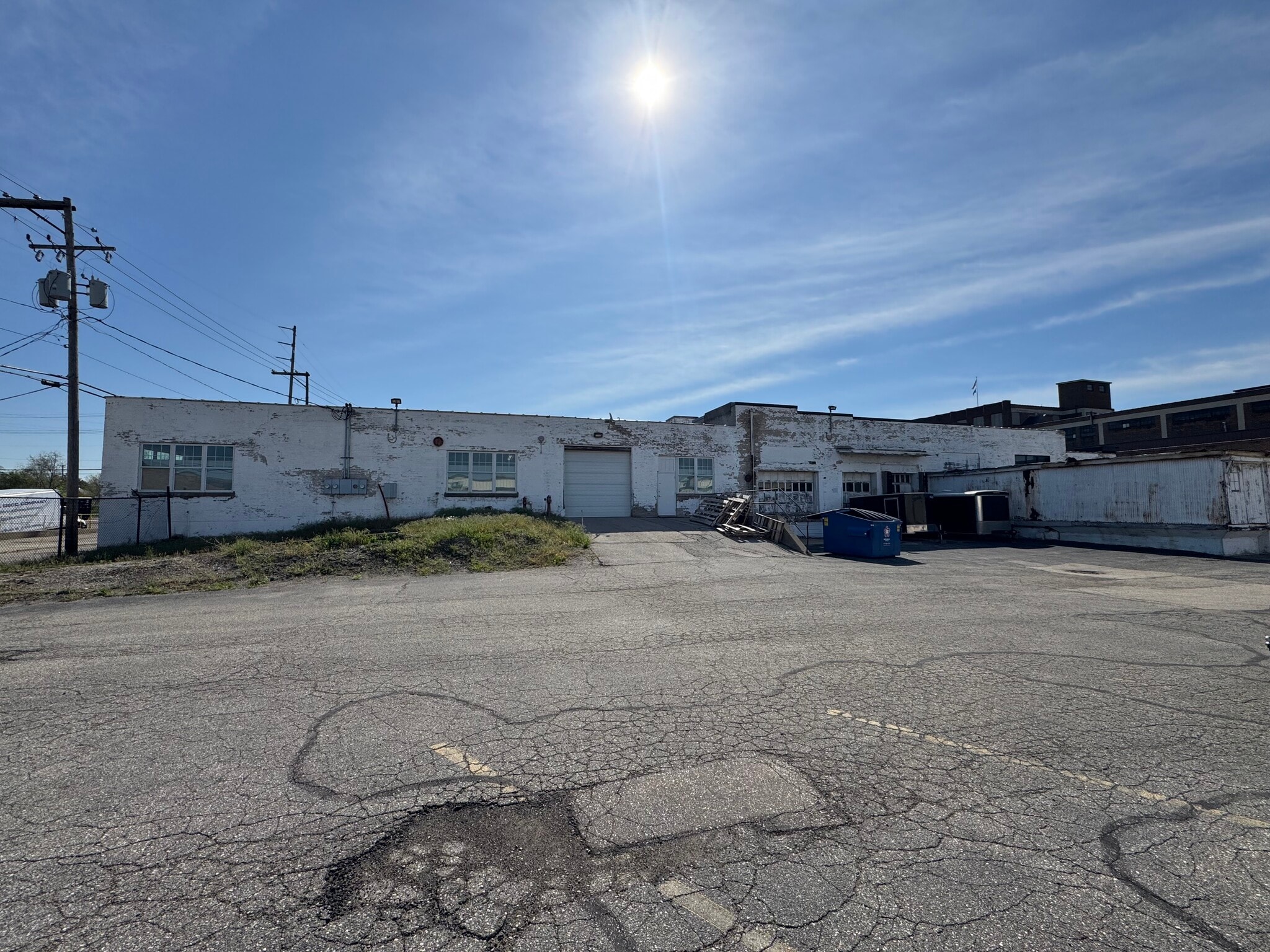 1409 Buchanan Ave SW, Grand Rapids, MI à louer Photo de l’immeuble– Image 1 sur 7