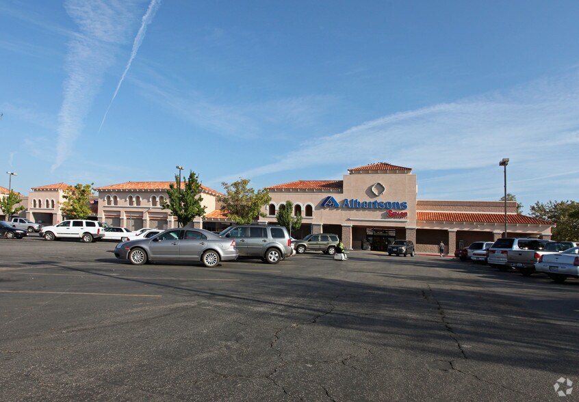 141-189 Niblick Rd, Paso Robles, CA à louer - Photo principale – Image 1 sur 5