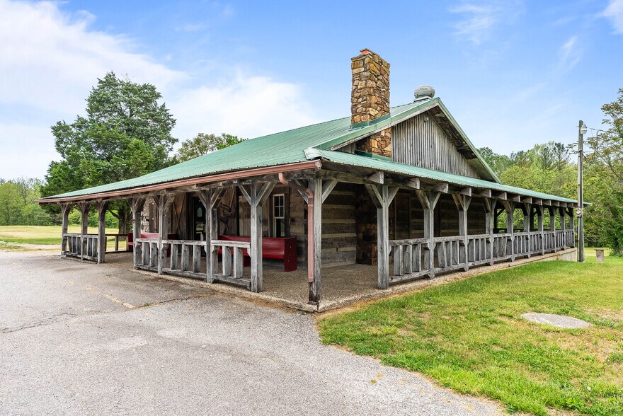 2350 Squire Boone SW rd, Mauckport, IN à louer - Photo de l’immeuble – Image 2 sur 33