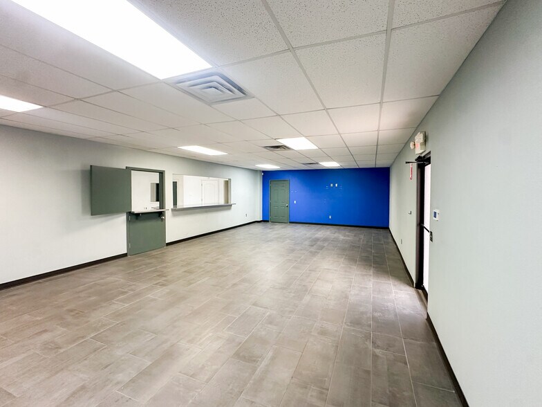 432 S Grandview Ave, Odessa, TX à vendre - Photo intérieure – Image 3 sur 23