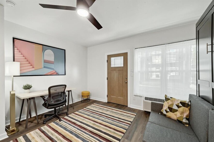 2802 Whitis Ave, Austin, TX à vendre - Photo de l’immeuble – Image 2 sur 11