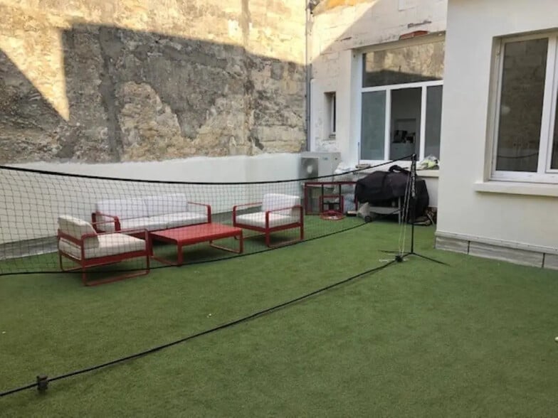 Bureau dans Bordeaux à louer - Photo de l’immeuble – Image 3 sur 19