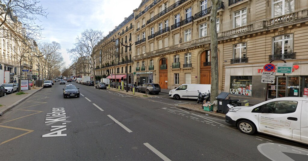 Local commercial dans Paris à louer Photo de l’immeuble– Image 1 sur 4