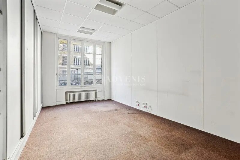 Bureau dans Paris à louer - Photo de l’immeuble – Image 3 sur 4