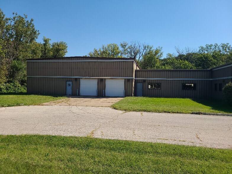2501 Martin Luther King Jr Pky, Des Moines, IA à louer - Photo de l’immeuble – Image 3 sur 3