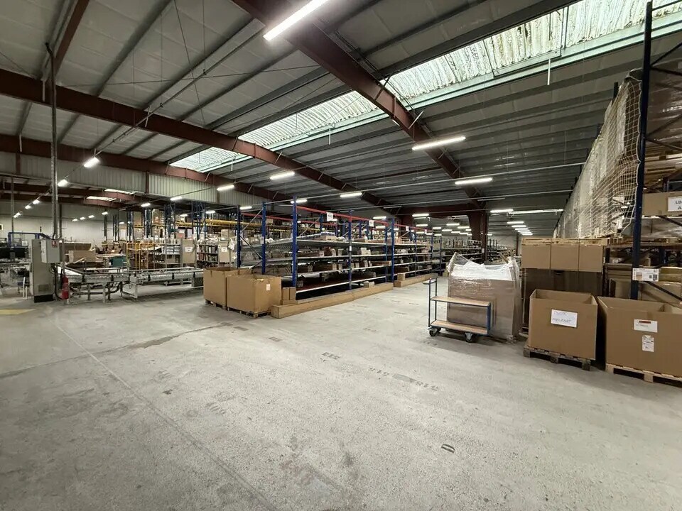 Local d'activités dans Valence à vendre Photo de l’immeuble– Image 1 sur 4