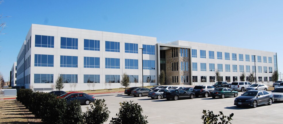 8840 Cypress Waters Blvd, Coppell, TX à louer - Photo de l’immeuble – Image 3 sur 16