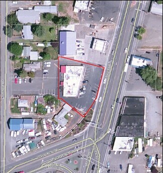 Plus de détails pour 10 NW Main St, Winston, OR - Local commercial à louer