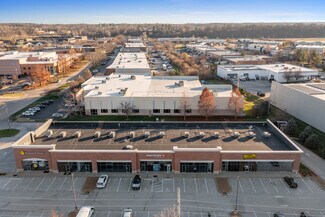 Plus de détails pour 17700-17728 Chesterfield Airport Rd, Chesterfield, MO - Local commercial à louer