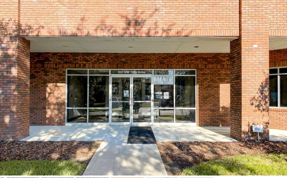 100 NW 76th Dr, Gainesville, FL à louer - Photo de l’immeuble – Image 3 sur 5