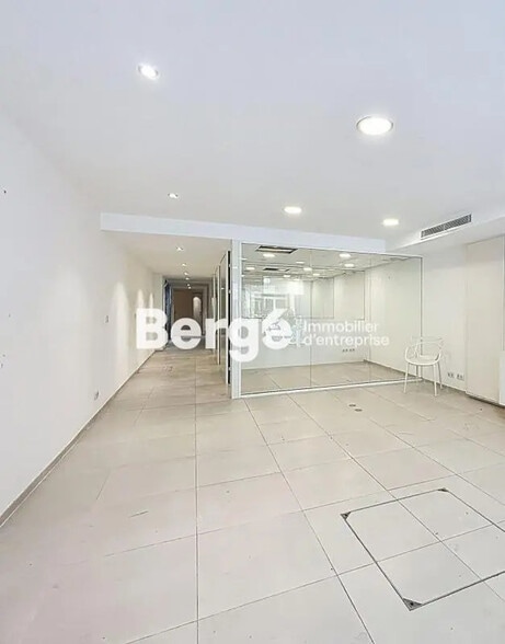 Local commercial dans Nice à louer - Photo de l’immeuble – Image 3 sur 13