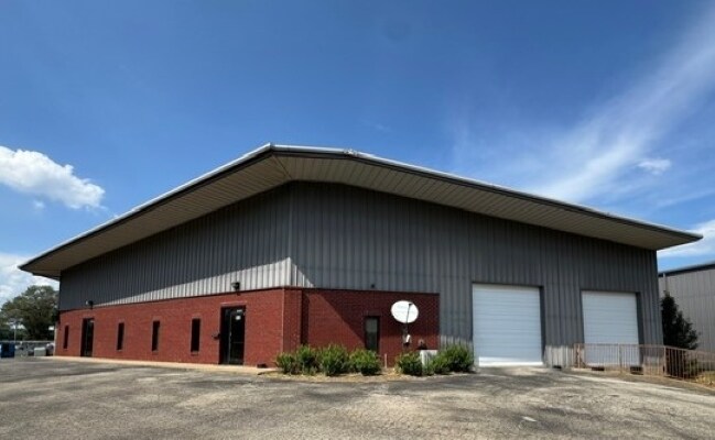 4800 S Mendenhall Rd, Memphis, TN à louer - Photo de l’immeuble – Image 3 sur 8