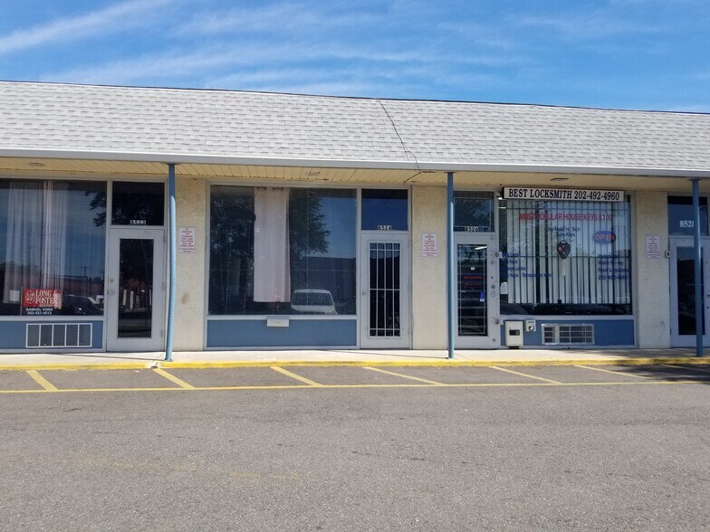8520-8546 Edgeworth Dr, Capitol Heights, MD à louer - Photo de l’immeuble – Image 3 sur 15