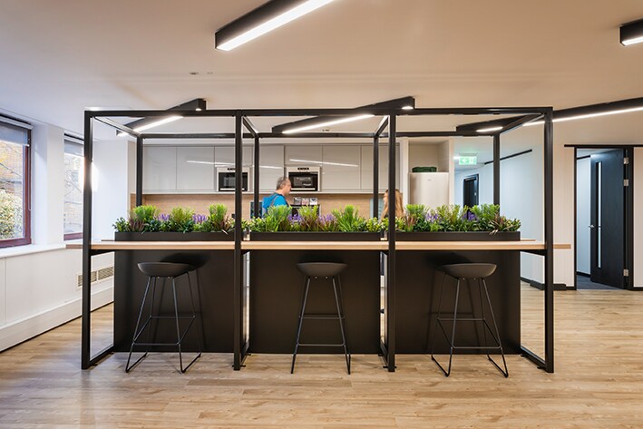 9 Hills Rd, Cambridge à louer - Photo de l’immeuble – Image 3 sur 7